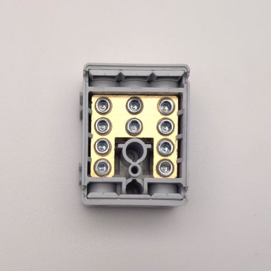 WEC 100A 230V 2 POLE MAIN SWITCH UNIT C/W ENCLOSURE WEC 100A 230V 2 POLE MAIN SWITCH UNIT C/W ENCLOSURE