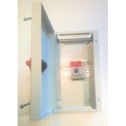 32A Triple pole & neutral metalclad isolator 32A Triple pole & neutral metalclad isolator