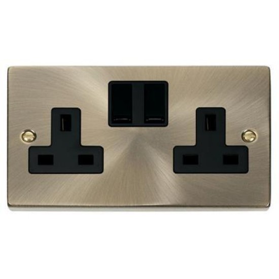 Click Deco Victorian Antique Brass 2-GANG 13A DP SW SOCKET BK Click Deco Victorian Antique Brass 2-GANG 13A DP SW SOCKET BK
