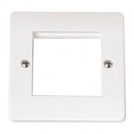 1 GANG TWIN APERTURE FOR UP TO 2 MEDIA MODULES 1 GANG TWIN APERTURE FOR UP TO 2 MEDIA MODULES