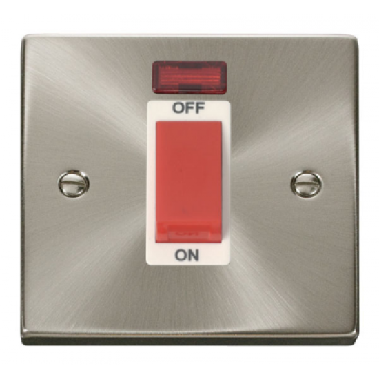 Click Deco Victorian satin chrome 1-GANG 45A DP SWITCH + NEON WH Click Deco Victorian satin chrome 1-GANG 45A DP SWITCH + NEON WH