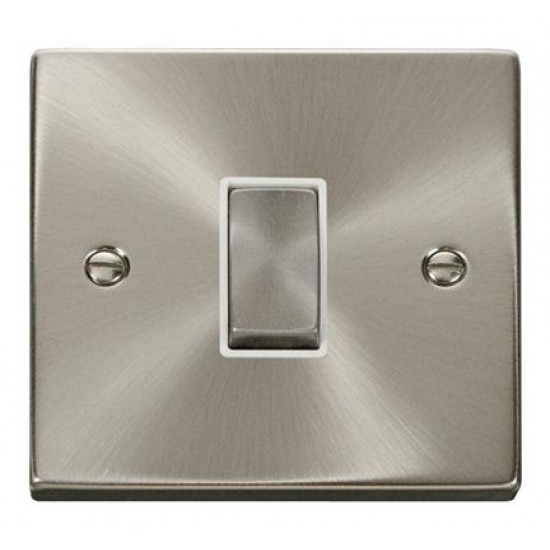 Click Deco Victorian satin chrome 10AX INGOT 1G INTERMEDIATE SWITCH Click Deco Victorian satin chrome 10AX INGOT 1G INTERMEDIATE SWITCH