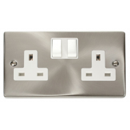 Click Deco Victorian satin chrome 2-GANG 13A DP SWITCHED SOCKET W Click Deco Victorian satin chrome 2-GANG 13A DP SWITCHED SOCKET W