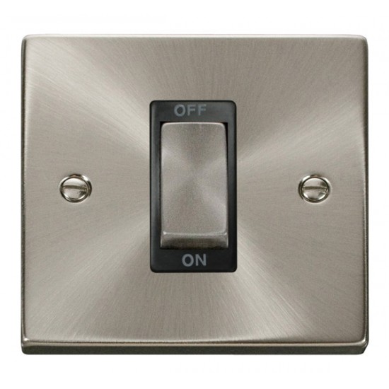 Click Deco Victorian satin chrome INGOT 1G 45A DP SWITCH BK