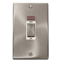Click Deco Victorian satin chrome INGOT 2G 45A DP SWITCH NEON WH Click Deco Victorian satin chrome INGOT 2G 45A DP SWITCH NEON WH