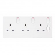 13 Amp Converter Socket - Converts 1 or 2 Gang to 3 Gang socket 13 Amp Converter Socket - Converts 1 or 2 Gang to 3 Gang socket